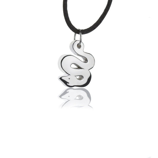 Collana con pendente in argento serpente grande