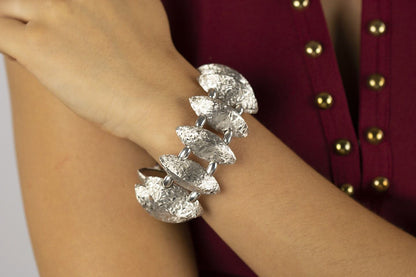 Hand-engraved stretch silver bracelet