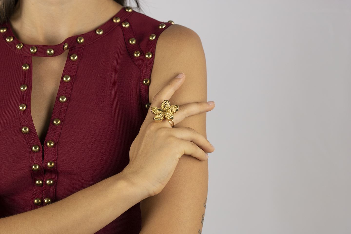 Großer Blumenring aus 18-karätigem Gelbgold