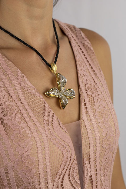 Collana farfalla in oro giallo e oro bianco 18k grande