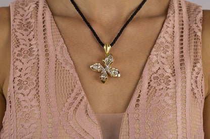 Collana farfalla in oro giallo e  oro bianco 18k