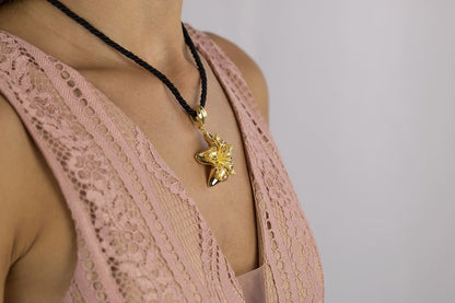 Collana fiore in oro giallo 18 kt