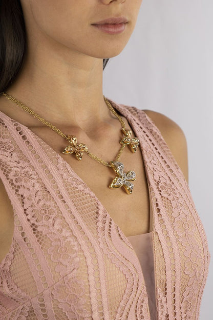 Collana farfalle in oro giallo rosa e bianco con catena in oro 18k