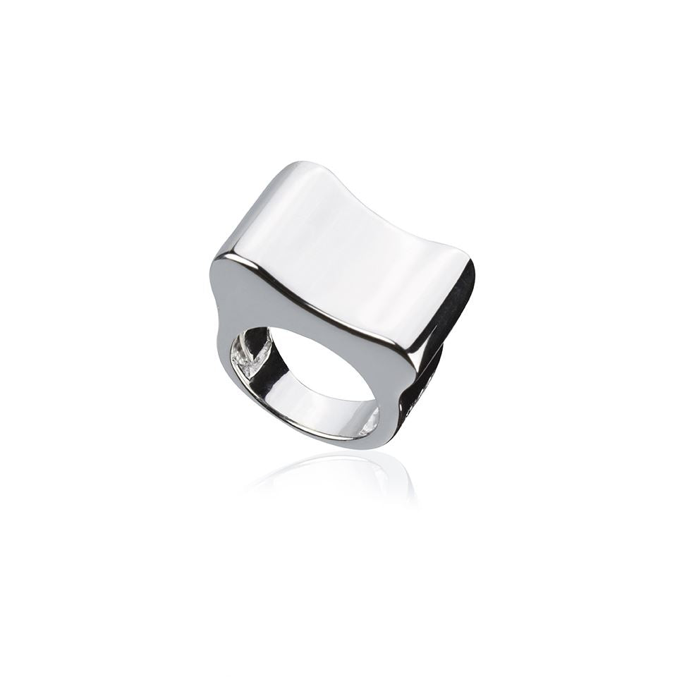 Anello in argento onde lucido