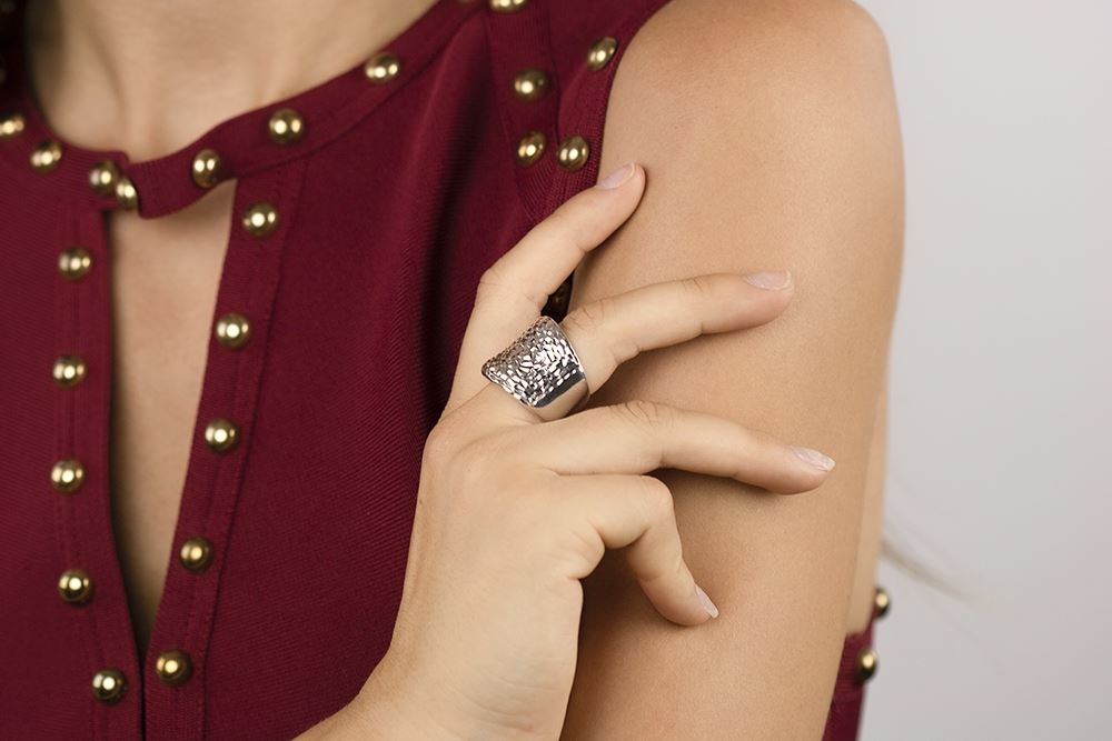 Verschlungener Diamantwellen-Silberring