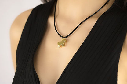 Pendente animals cane in oro giallo 18kt con laccio