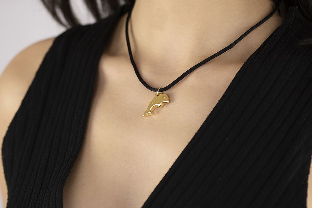 Delfin-Tieranhänger aus 18-karätigem Gelbgold mit Spitze