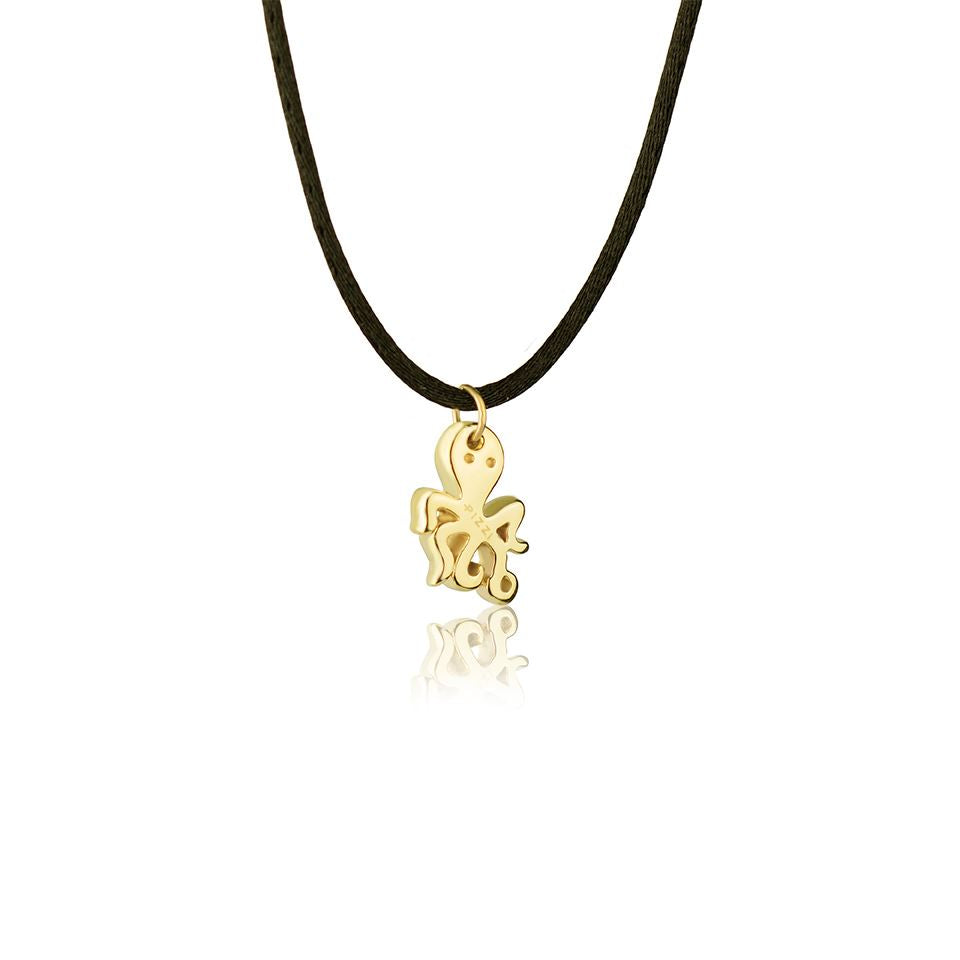 18kt yellow gold octopus animal pendant with lace