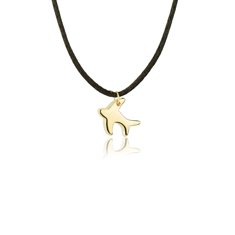 18kt yellow gold swallow animal pendant with lace