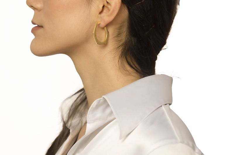 Orecchini esagonali in oro giallo 18k larghezza 30mm