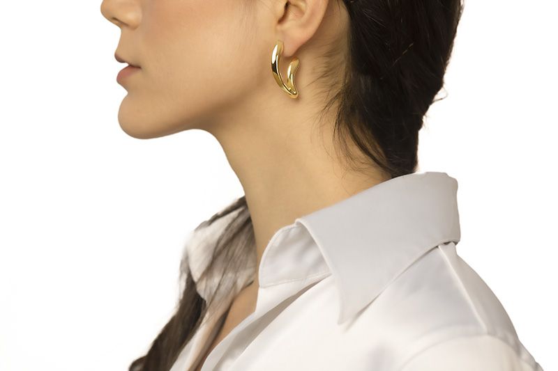 18kt yellow gold earrings style
