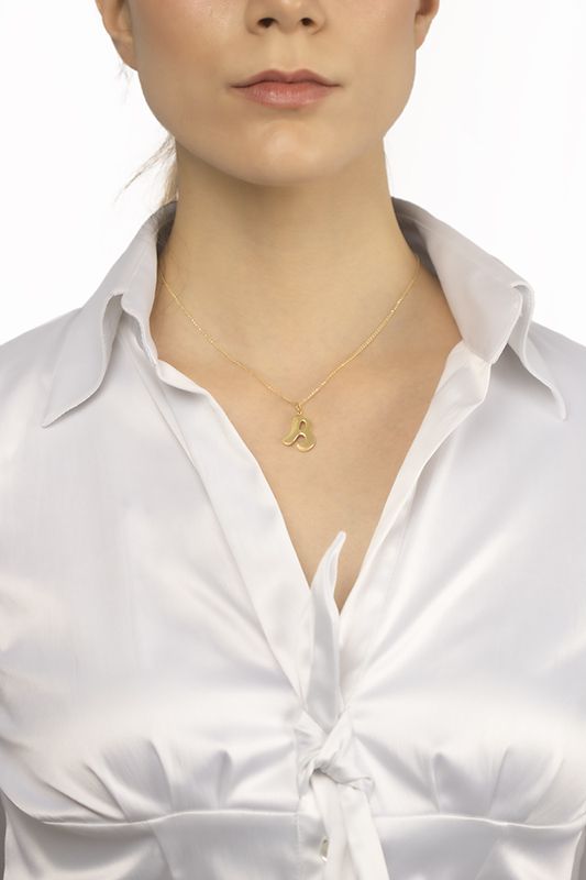 18kt rose gold necklace with initial letter B