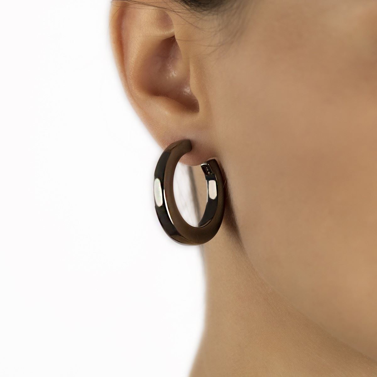 Orecchini a cerchio in argento rutenio sezione quadrata diametro 30mm