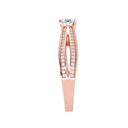 Solitärring aus 18-karätigem Roségold mit Pavé-Fassung und 0,61 Karat Diamanten