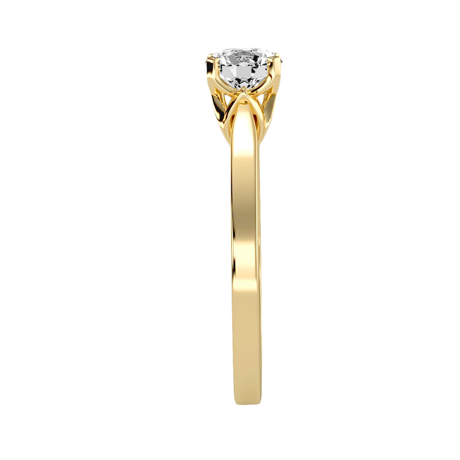 18k Yellow Gold Solitaire Ring with 0.70 Carat Diamonds