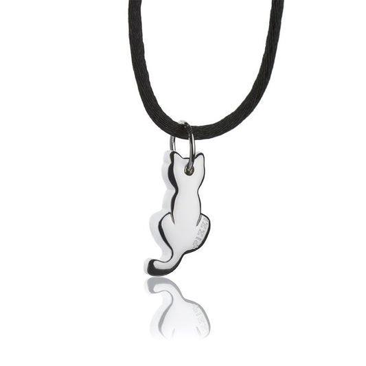 Silver cat pendant necklace