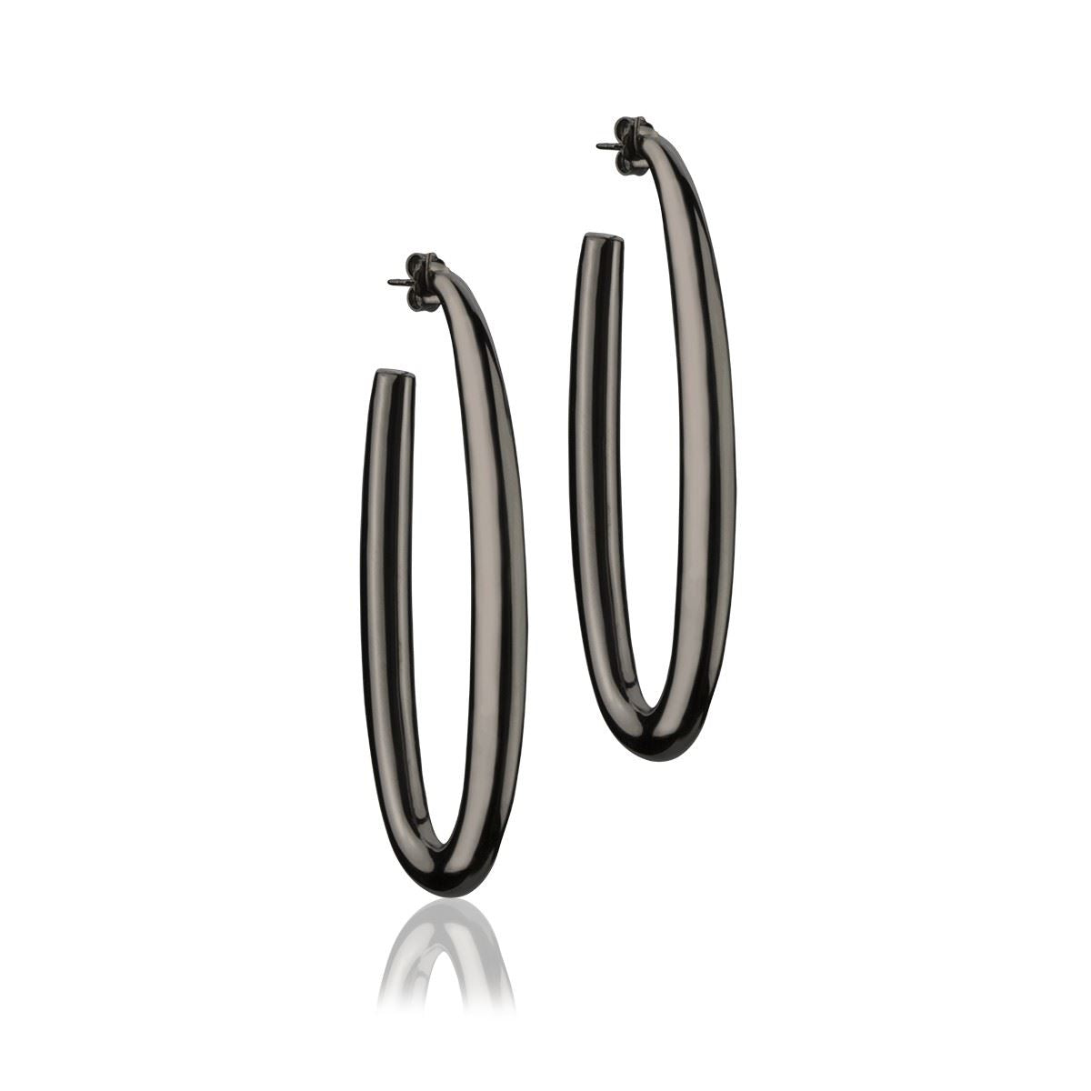 Oval earrings in ruthenium silver, round section, length 70mm