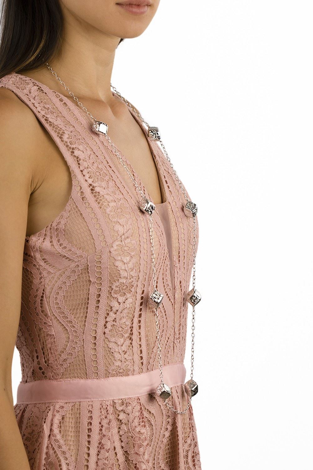 Collana in argento lunga elementi rombi incisi