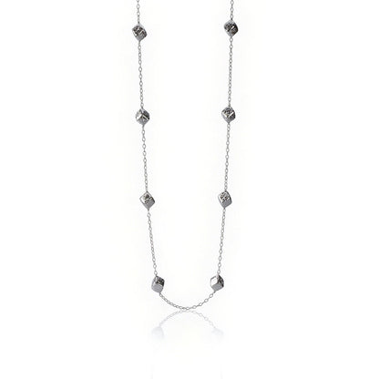 Collana in argento lunga elementi rombi incisi
