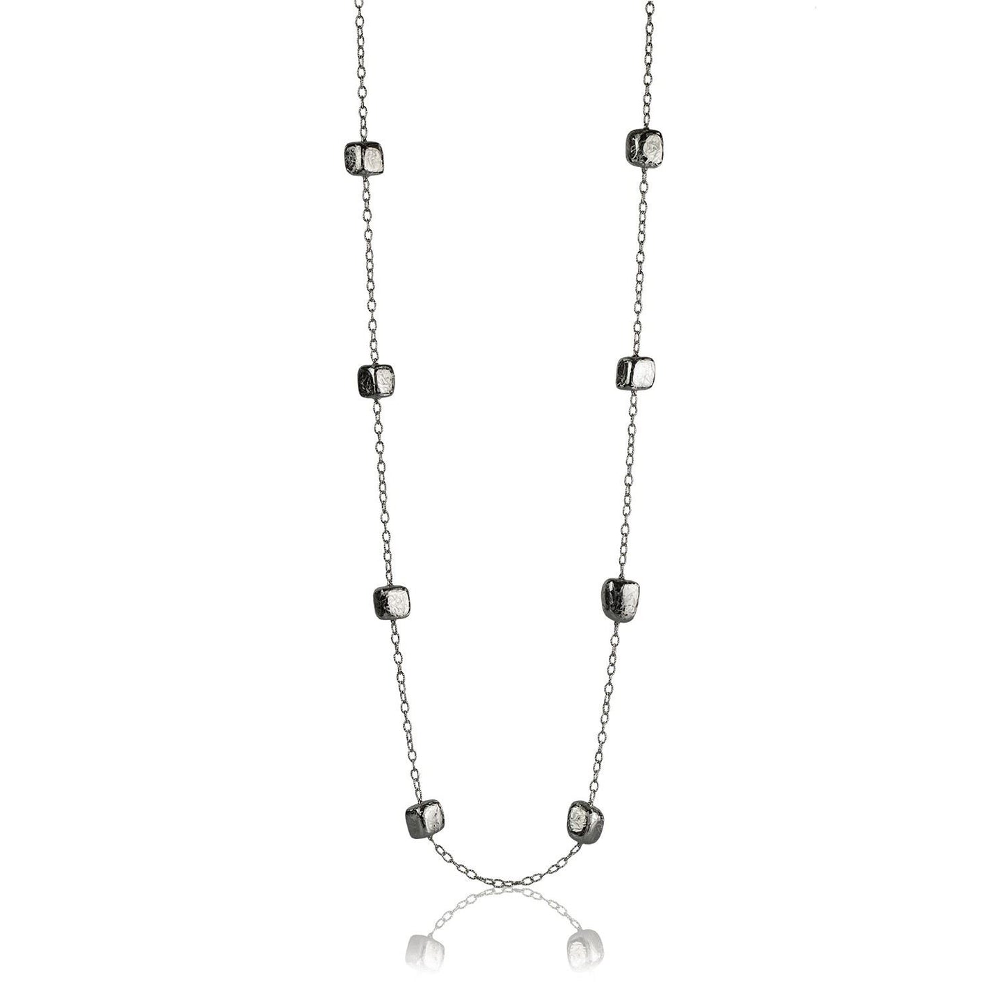 Collana in argento lunga elementi incisi
