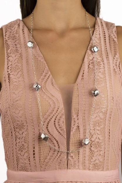 Collana in argento lunga elementi rombi incisi