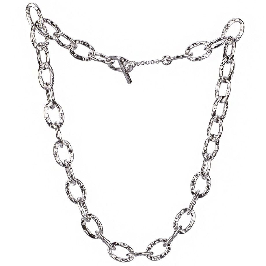 Collana a catena in argento martellata corta con maglie ovali
