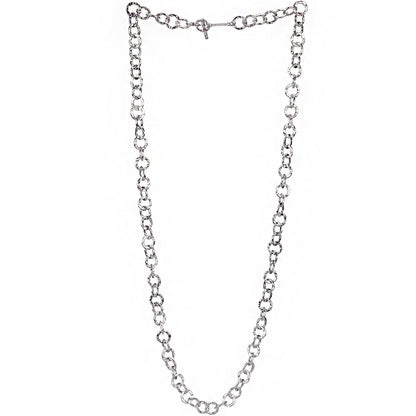Collana lunga a catena martellata in argento con maglie rotonde