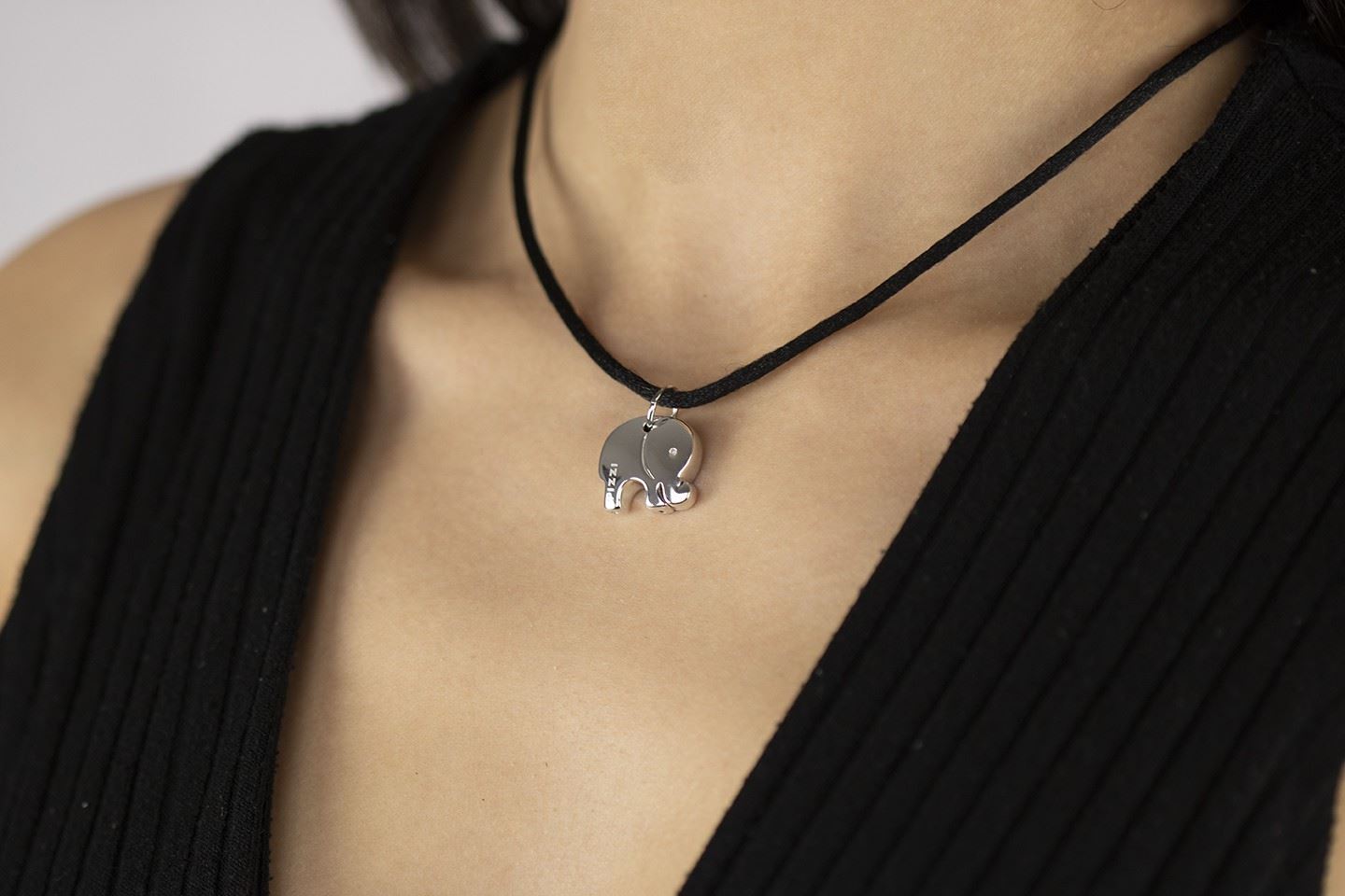 Silberne Elefantenanhänger-Halskette